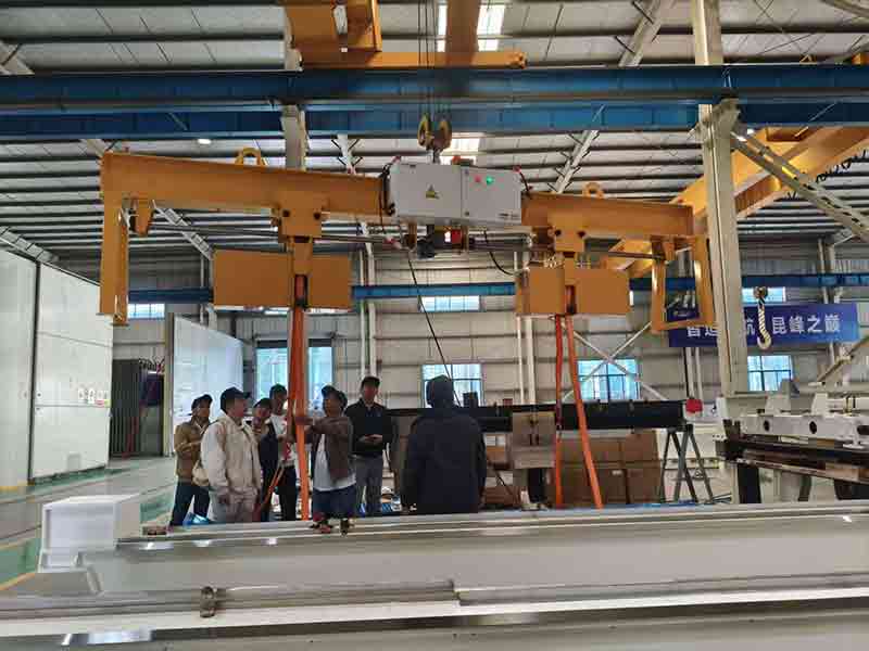 大型工件翻转装置